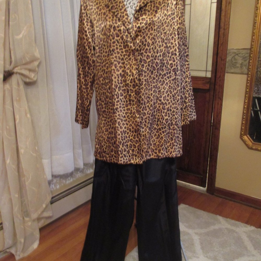 4 PC Leopard PJ Set